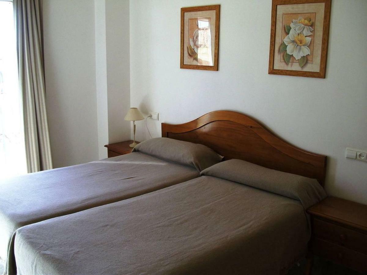 Apartamentos Vicenta Carihuela By Playa Miguel Torremolinos Exteriör bild