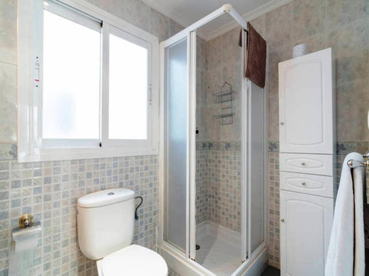 Apartamentos Vicenta Carihuela By Playa Miguel Torremolinos Exteriör bild